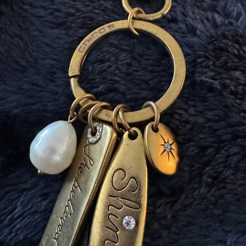 Chico's Keychain‎ Key Ring Charms Gold Tone She Believed She Could Inspirational